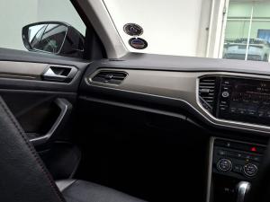 Volkswagen T-Roc 1.4TSI 110kW Design - Image 8