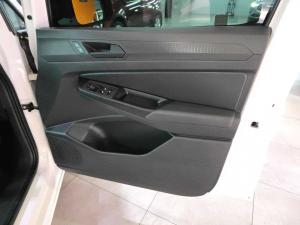 Volkswagen Caddy Maxi Kombi 2.0 TDi - Image 17