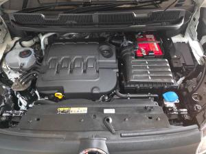 Volkswagen Caddy Maxi Kombi 2.0 TDi - Image 20