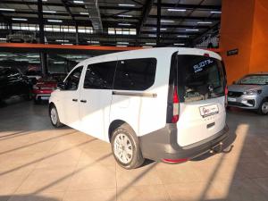Volkswagen Caddy Maxi Kombi 2.0 TDi - Image 9