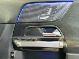 Mercedes-Benz GLB GLB35 4Matic - Image 8