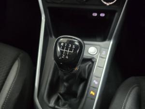 Volkswagen Polo hatch 1.0TSI Life manual - Image 12