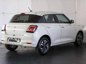 Suzuki Swift 1.2 GLX auto - Image 10
