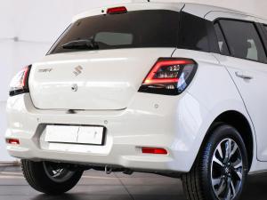 Suzuki Swift 1.2 GLX auto - Image 14