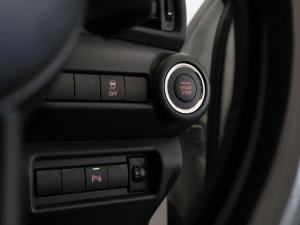 Suzuki Swift 1.2 GLX auto - Image 17