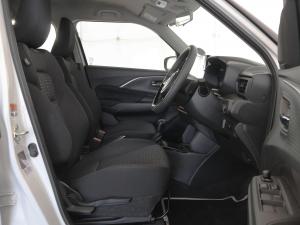 Suzuki Swift 1.2 GLX auto - Image 21