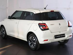 Suzuki Swift 1.2 GLX auto - Image 4
