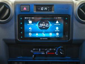 Toyota Land Cruiser 76 2.8GD-6 station wagon LX manual - Image 11