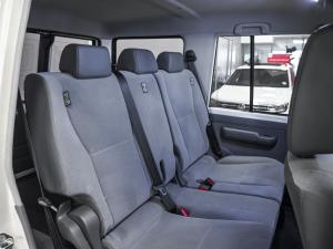Toyota Land Cruiser 76 2.8GD-6 station wagon LX manual - Image 16