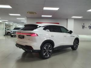 MG HS 2.0T Luxury - Image 4