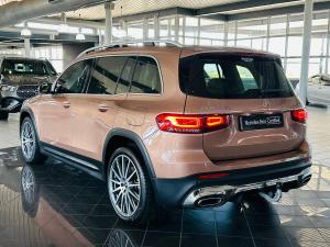Mercedes-Benz GLB GLB220d 4Matic Progressive - Image 10