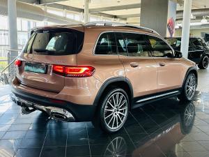 Mercedes-Benz GLB GLB220d 4Matic Progressive - Image 2