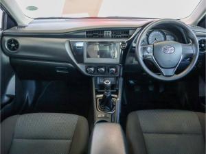 Toyota Corolla Quest 1.8 Plus manual - Image 6