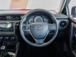 Toyota Corolla Quest 1.8 Plus manual - Image 8