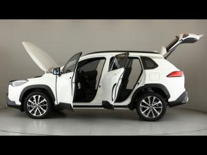 Toyota Corolla Cross 1.8 XR - Image 11