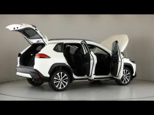 Toyota Corolla Cross 1.8 XR - Image 16