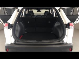 Toyota Corolla Cross 1.8 XR - Image 18