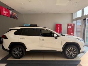 Toyota RAV4 2.5 Hybrid VX E-Four - Image 3