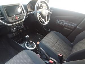 Toyota Vitz 1.0 XR manual - Image 7