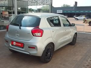 Toyota Vitz 1.0 XR manual - Image 2