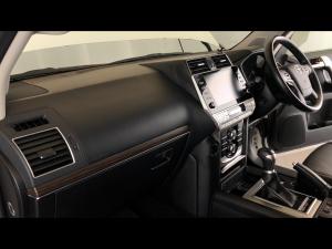 Toyota Land Cruiser Prado 2.8GD VX - Image 7
