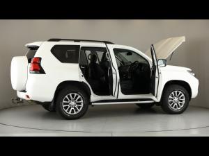 Toyota Land Cruiser Prado 2.8GD VX - Image 16