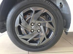 Hyundai i20 1.2 Motion - Image 10