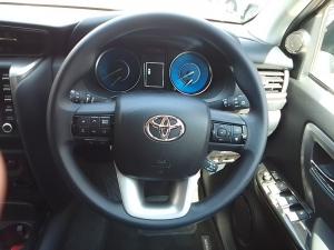 Toyota Fortuner 2.4GD-6 4x4 - Image 8