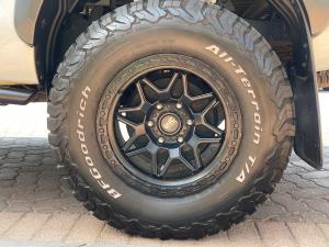 Toyota Hilux 2.8GD-6 double cab 4x4 Legend auto - Image 15