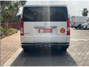 Toyota Quantum 2.8 LWB bus 11-seater GL - Image 5