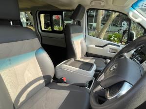 Toyota Quantum 2.8 LWB bus 11-seater GL - Image 12