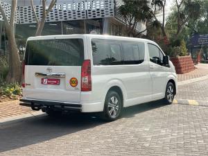 Toyota Quantum 2.8 LWB bus 11-seater GL - Image 2