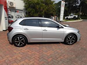 Volkswagen Polo hatch 1.0TSI Life manual - Image 3
