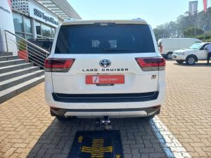 Toyota Land Cruiser 300 3.5T GR-Sport - Image 5