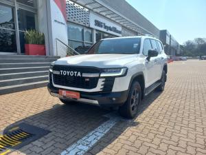 Toyota Land Cruiser 300 3.5T GR-Sport - Image 18