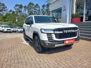Toyota Land Cruiser 300 3.5T GR-Sport - Image 1