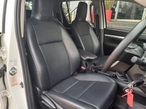 Toyota Hilux 2.4GD-6 double cab SR - Image 13
