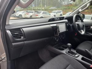 Toyota Hilux 2.4GD-6 double cab Raider auto - Image 7