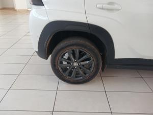 Toyota Starlet Cross 1.5Xs automatic - Image 12