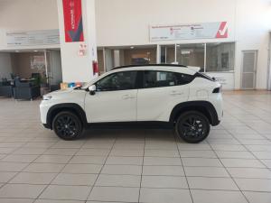 Toyota Starlet Cross 1.5Xs automatic - Image 15