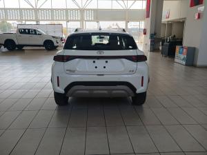 Toyota Starlet Cross 1.5Xs automatic - Image 5