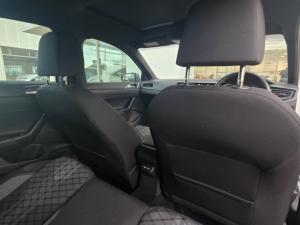 Volkswagen Polo 1.0 TSI R-LINE DSG - Image 17