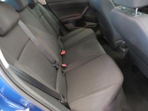 Volkswagen Polo 1.0 TSI Comfortline DSG - Image 8
