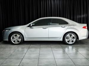 Honda Accord 2.4 Exclusive auto - Image 6
