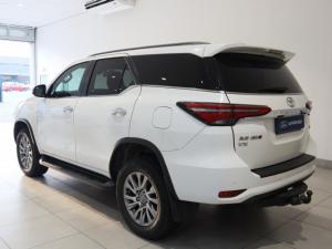 Toyota Fortuner 2.8GD-6 4x4 VX - Image 3