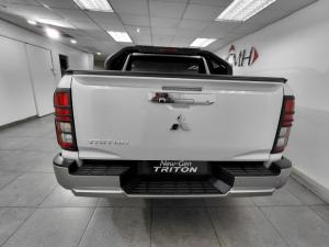 Mitsubishi Triton 2.4DI-D double cab Xtreme 4x4 - Image 4