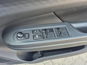 Suzuki Swift 1.2 GL+ manual - Image 13