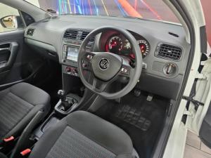 Volkswagen Polo Vivo hatch 1.4 Trendline - Image 5
