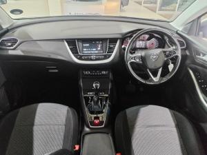 Opel Grandland X 1.6 Turbo - Image 10