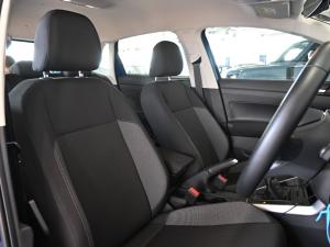 Volkswagen Polo hatch 1.0TSI Life manual - Image 12